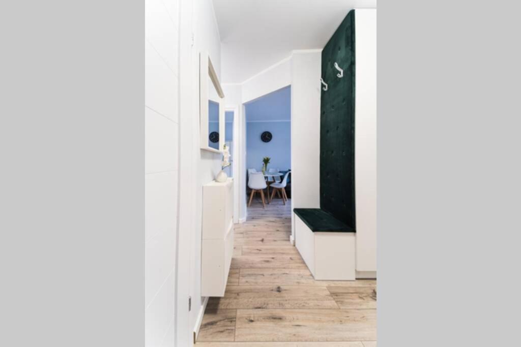 4 Rooms Apartment On Martket Square - Nice View - 150 M Town Hall Wroclaw Dış mekan fotoğraf