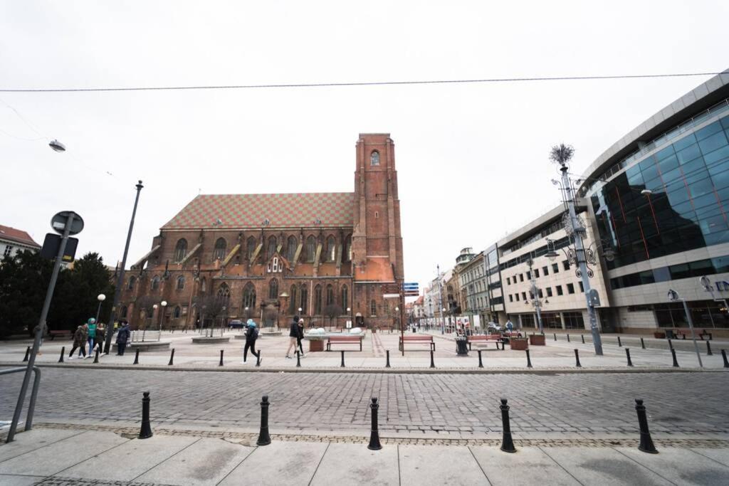 4 Rooms Apartment On Martket Square - Nice View - 150 M Town Hall Wroclaw Dış mekan fotoğraf
